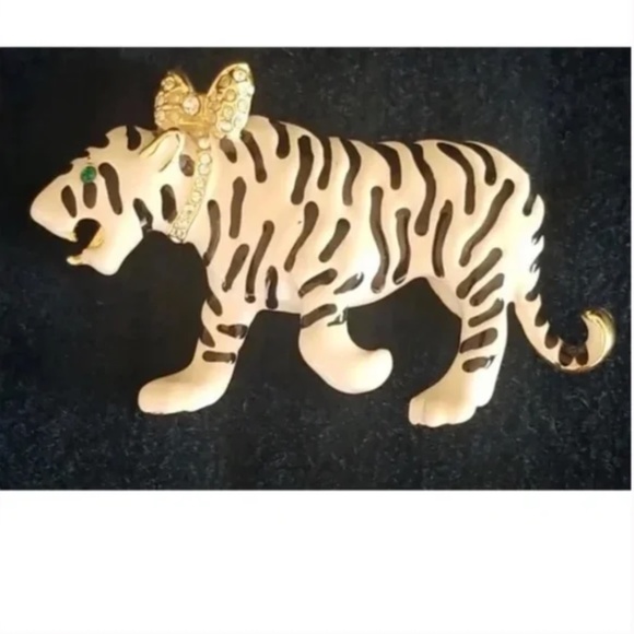 Vintage White Tiger Brooch in the style of KJ Lane / Enameled with Rhine… - Picture 1 of 3